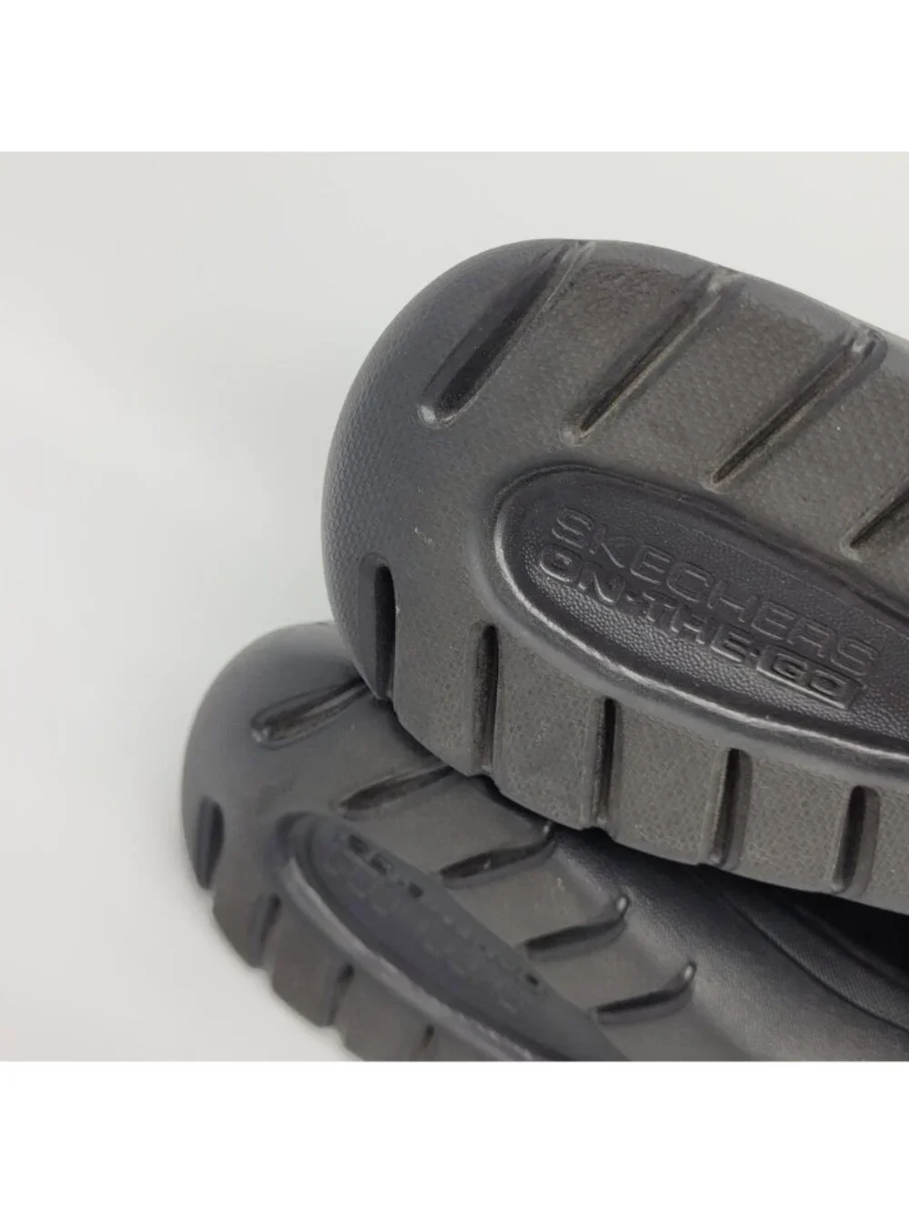 Skechers Hands Free Slip Ins On the Go Flex Women's Size 9.5 Black Walking Shoes